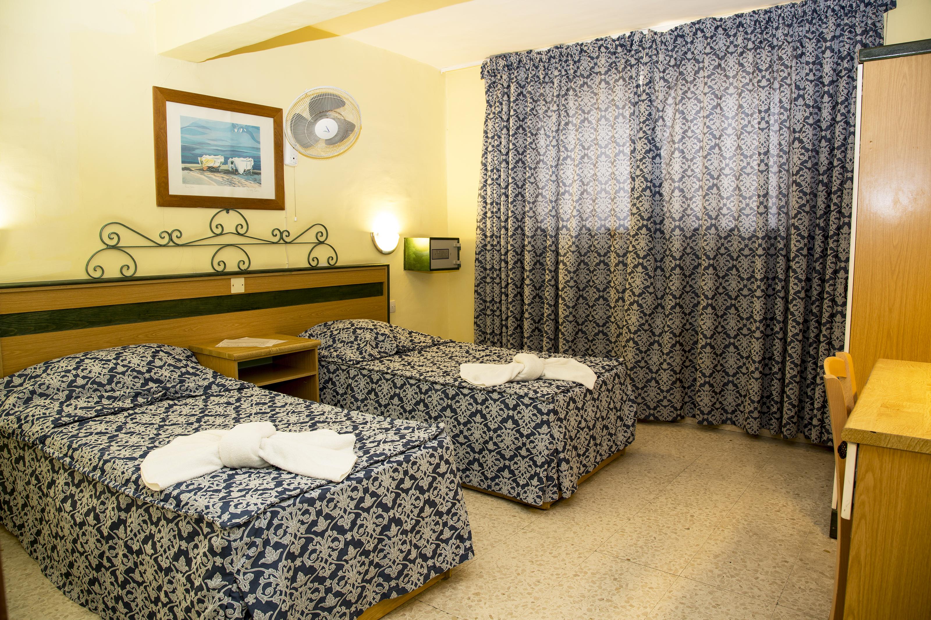 Burlington Apartments Saint Julian's Bagian luar foto